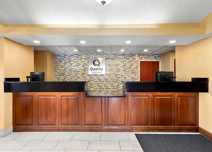 Quality Inn & Suites Niles